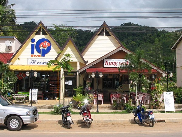 Khao Lak - IQ Dive & Kung Seafood Restaurant